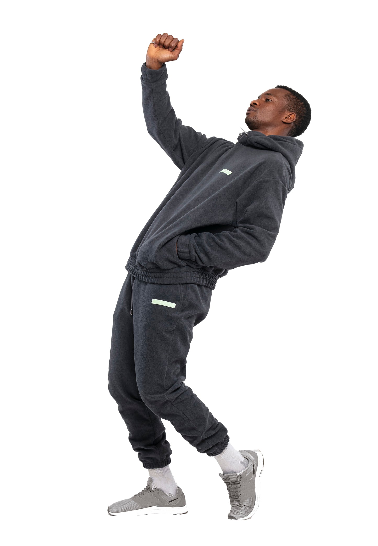 SET FELPA E PANTALONI IN TESSUTO PILE OVERSIZE DA UOMO ANTRACIDO