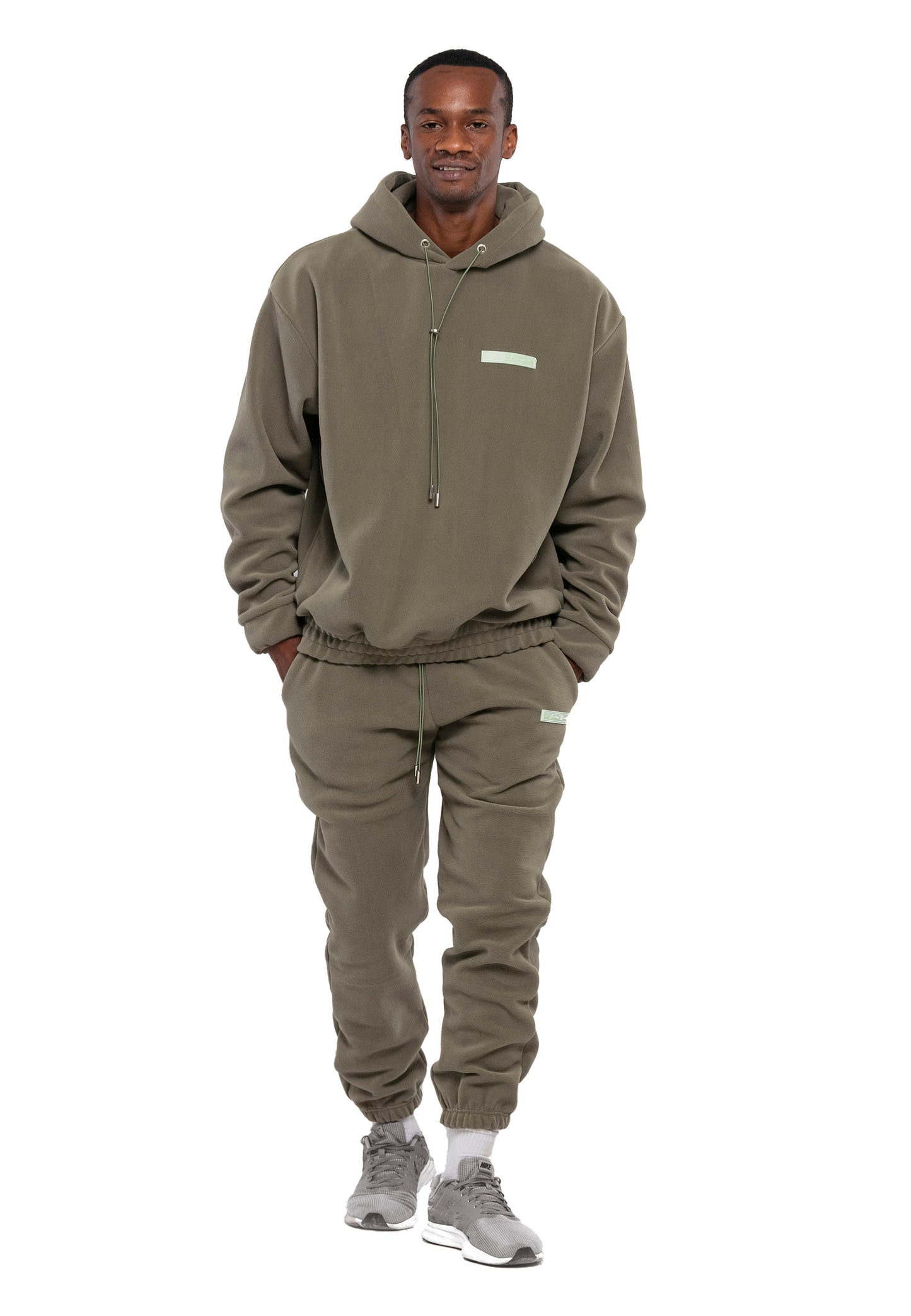 SET FELPA E PANTALONI IN TESSUTO PILE OVERSIZE DA UOMO ANTRACIDO
