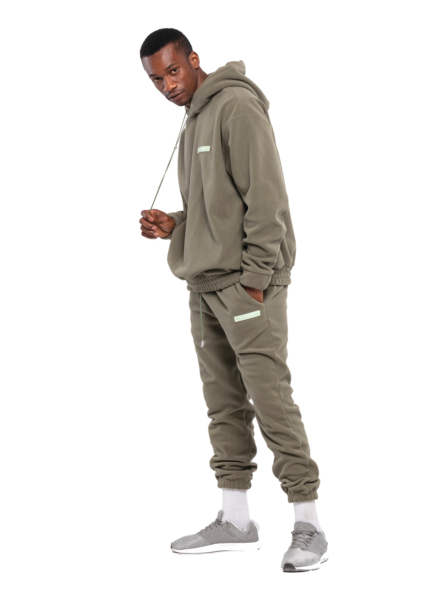 SET FELPA E PANTALONI IN TESSUTO PILE OVERSIZE DA UOMO ANTRACIDO