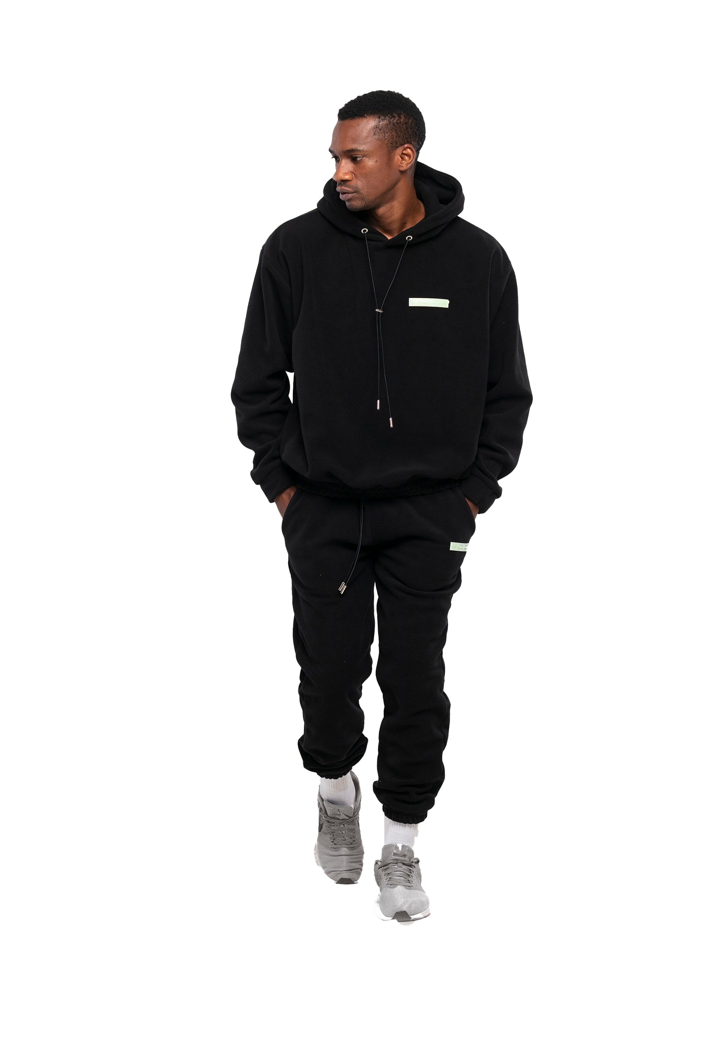 SET FELPA E PANTALONI IN TESSUTO PILE OVERSIZE DA UOMO ANTRACIDO