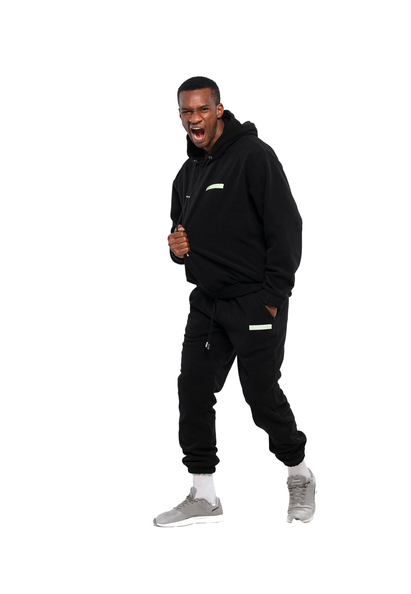 SET FELPA E PANTALONI IN TESSUTO PILE OVERSIZE DA UOMO ANTRACIDO