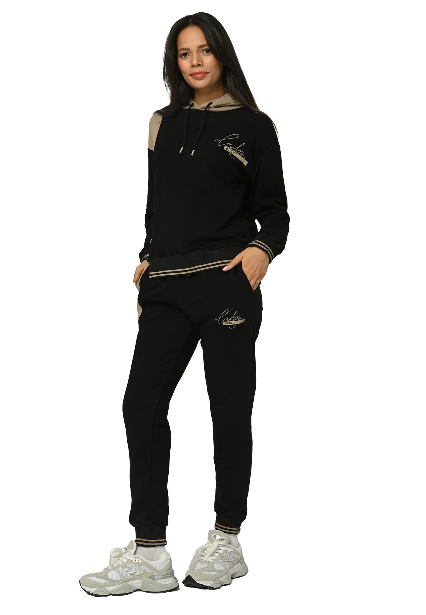 SWEATSHIRT- UND HOSEN-SETS FÜR DAMEN IN NORMALGRÖSSE SCHWARZ