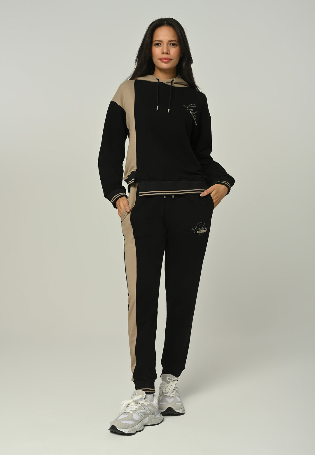 'Lady Boss' Printed Women's Ribbed Tracksuit