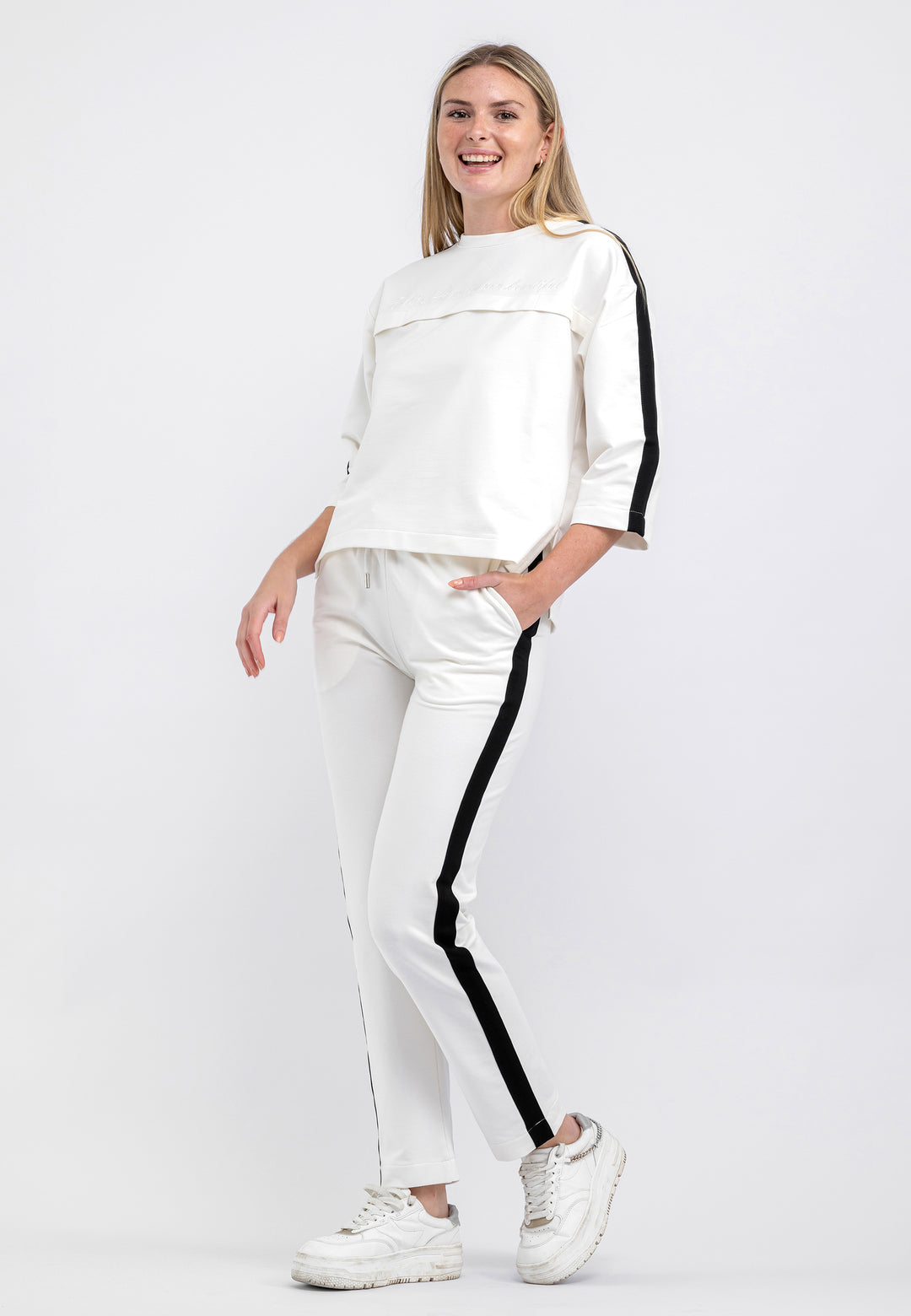 Women's Half-short sleeve  Tracksuit with Embroidery Detailing